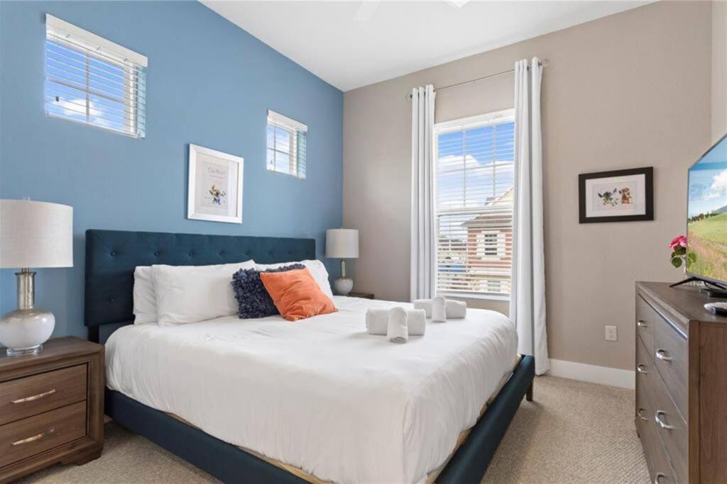 Modern Townhome Near Disneyworld Apartamento